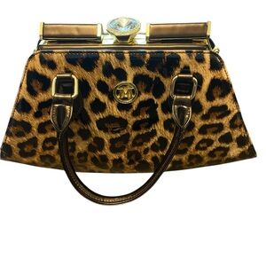 Lamsed Leopard Print  patent leather Handbag with prominent Rhinestone Clasp